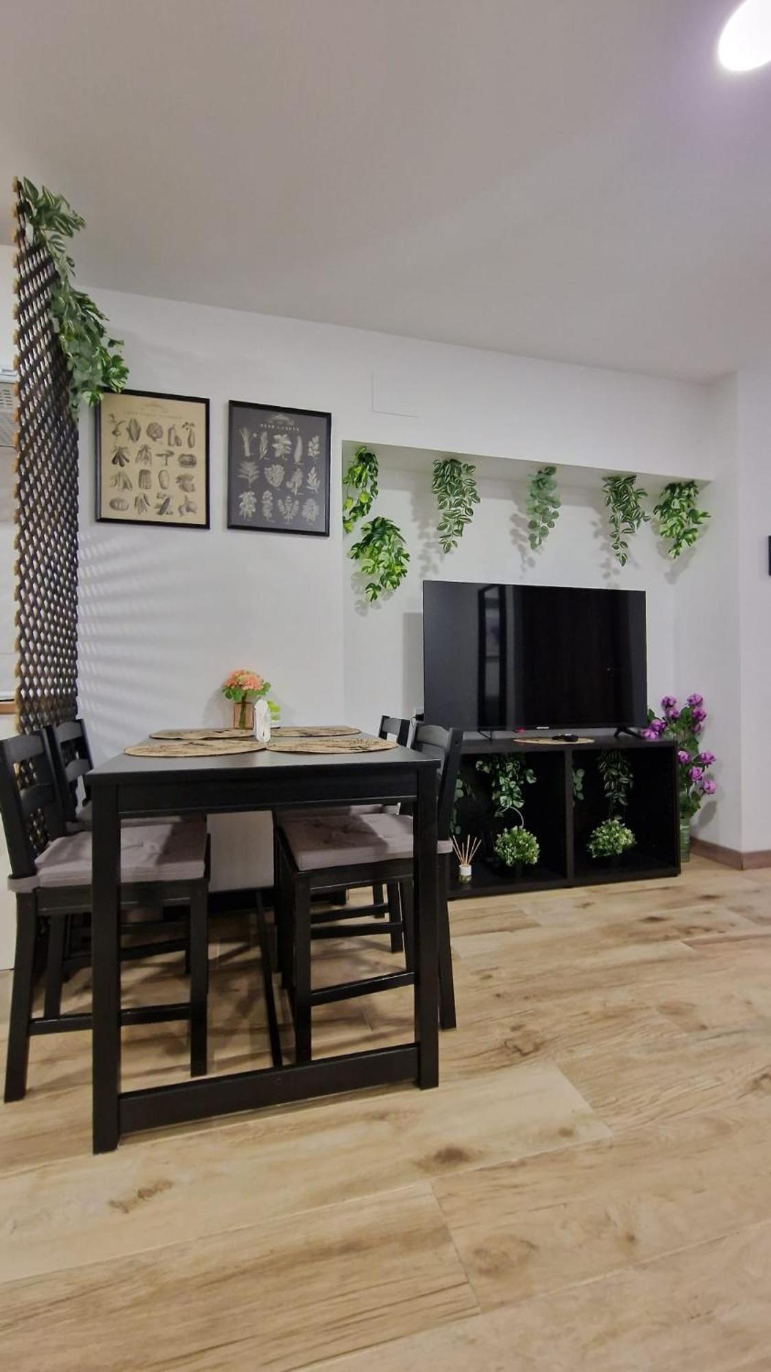 Almendrales Apartment Madrid Exterior photo